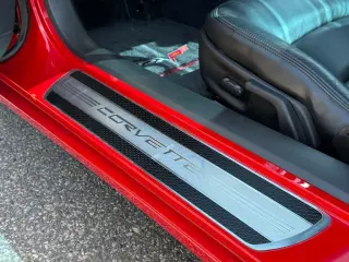 Chevrolet Corvette 2009 2dr Coupe w/1LT