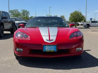 Chevrolet Corvette 2009 2dr Coupe w/1LT