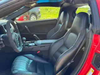 Chevrolet Corvette 2009 2dr Coupe w/1LT