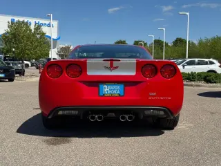 Chevrolet Corvette 2009 2dr Coupe w/1LT