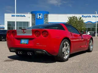 Chevrolet Corvette 2009 2dr Coupe w/1LT