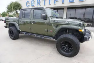 Jeep Gladiator 2023 4x4 Sport 4dr Crew Cab 5.0 ft. SB