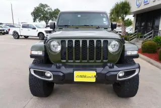 Jeep Gladiator 2023 4x4 Sport 4dr Crew Cab 5.0 ft. SB