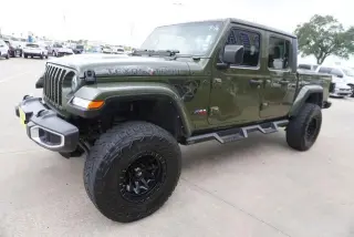 Jeep Gladiator 2023 4x4 Sport 4dr Crew Cab 5.0 ft. SB