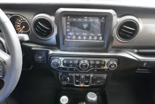 Jeep Gladiator 2023 4x4 Sport 4dr Crew Cab 5.0 ft. SB