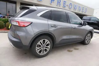 Ford Escape 2022 SEL 4dr SUV
