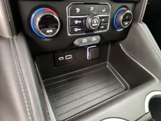 Chevrolet Suburban 2021 4x2 LS 4dr SUV