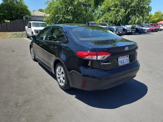 Toyota Corolla Hybrid 2025 LE 4dr Sedan