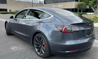 Tesla Model 3 2018 Mid Range 4dr Fastback