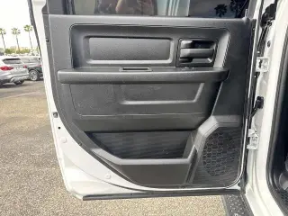 Ram 2500 2022 4x4 Tradesman 4dr Crew Cab 6.3 ft. SB Pickup