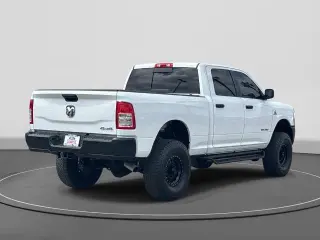 Ram 2500 2022 4x4 Tradesman 4dr Crew Cab 6.3 ft. SB Pickup