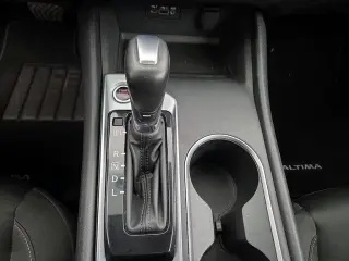 Nissan Altima 2019 2.5 SV 4dr Sedan