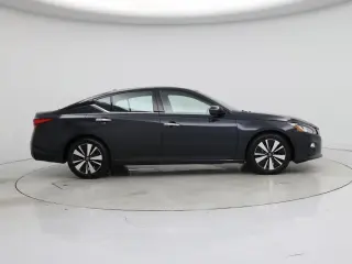 Nissan Altima 2019 2.5 SV 4dr Sedan
