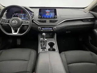 Nissan Altima 2019 2.5 SV 4dr Sedan