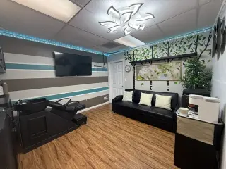 SPA ROOM RENT O COMISION