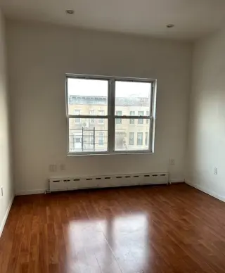 Propiedad en alquiler con 3 habitaciones y 1 baño en Brooklyn