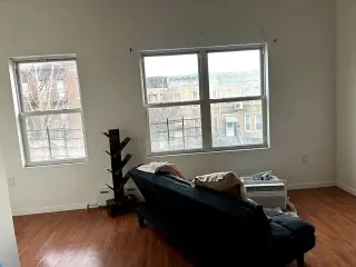 Propiedad en alquiler con 3 habitaciones y 1 baño en Brooklyn