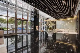 Propiedad en alquiler con 3 habitaciones y 4 baños en Miami