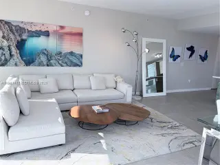 Propiedad en alquiler con 3 habitaciones y 2 baños en Miami