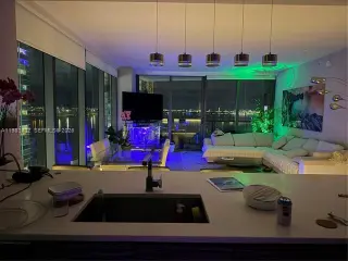 Propiedad en alquiler con 3 habitaciones y 2 baños en Miami