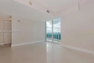 Propiedad en alquiler con 2 habitaciones y 2 baños en Miami