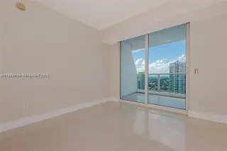Propiedad en alquiler con 2 habitaciones y 2 baños en Miami