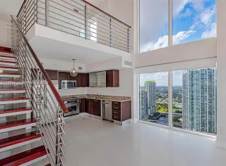 Propiedad en alquiler con 2 habitaciones y 2 baños en Miami