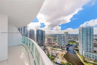 Propiedad en alquiler con 2 habitaciones y 2 baños en Miami