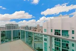 Propiedad en alquiler con 2 habitaciones y 2 baños en Miami