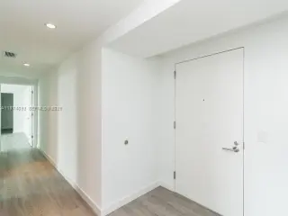 Propiedad en alquiler con 2 habitaciones y 2 baños en Miami