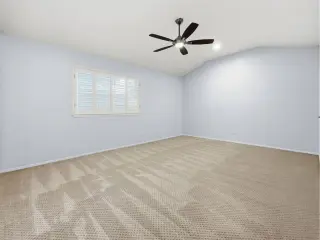 Propiedad en alquiler con 2 habitaciones y 2.5 baños en Dallas