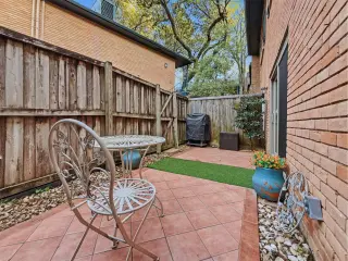 Propiedad en alquiler con 2 habitaciones y 2.5 baños en Dallas