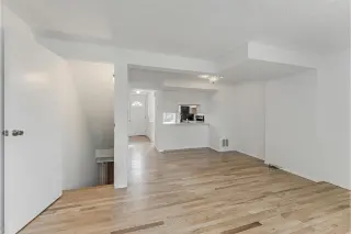 Propiedad en alquiler con 2 habitaciones y 1.5 baños en Reston