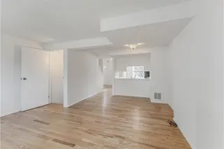Propiedad en alquiler con 2 habitaciones y 1.5 baños en Reston