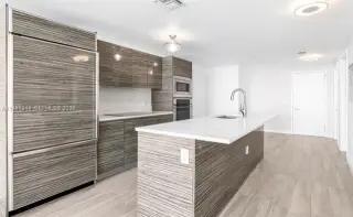 Propiedad en alquiler con 2 habitaciones y 2 baños en Miami