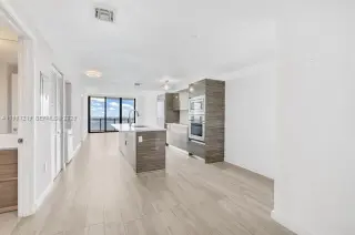 Propiedad en alquiler con 2 habitaciones y 2 baños en Miami