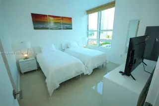 Propiedad en alquiler con 2 habitaciones y 2 baños en Miami
