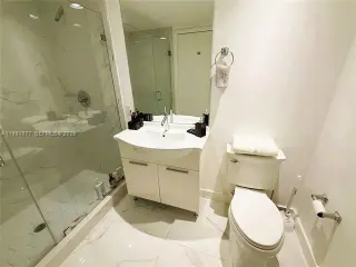 Propiedad en alquiler con 2 habitaciones y 2 baños en Miami