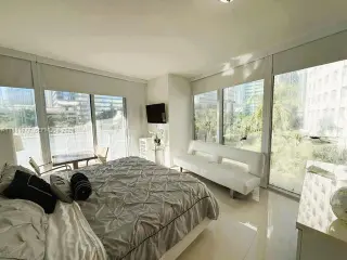 Propiedad en alquiler con 2 habitaciones y 2 baños en Miami