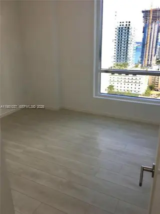Propiedad en alquiler con 3 habitaciones y 2.5 baños en Miami