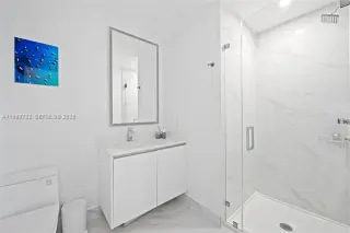 Propiedad en alquiler con 3 habitaciones y 3 baños en Miami