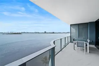 Propiedad en alquiler con 3 habitaciones y 3 baños en Miami