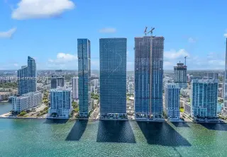 Propiedad en alquiler con 3 habitaciones y 3 baños en Miami