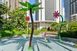 Propiedad en alquiler con 3 habitaciones y 3 baños en Miami