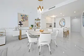 Propiedad en alquiler con 3 habitaciones y 3 baños en Miami