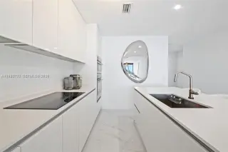 Propiedad en alquiler con 3 habitaciones y 3 baños en Miami