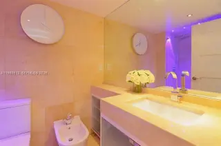 Propiedad en alquiler con 2 habitaciones y 2 baños en Miami Beach