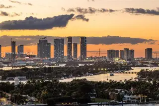 Propiedad en alquiler con 2 habitaciones y 2 baños en Miami Beach