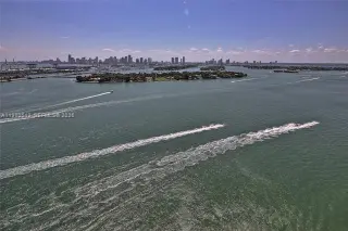 Propiedad en alquiler con 2 habitaciones y 2 baños en Miami Beach