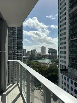 Propiedad en alquiler con 1 dormitorio y 1 baño en Miami